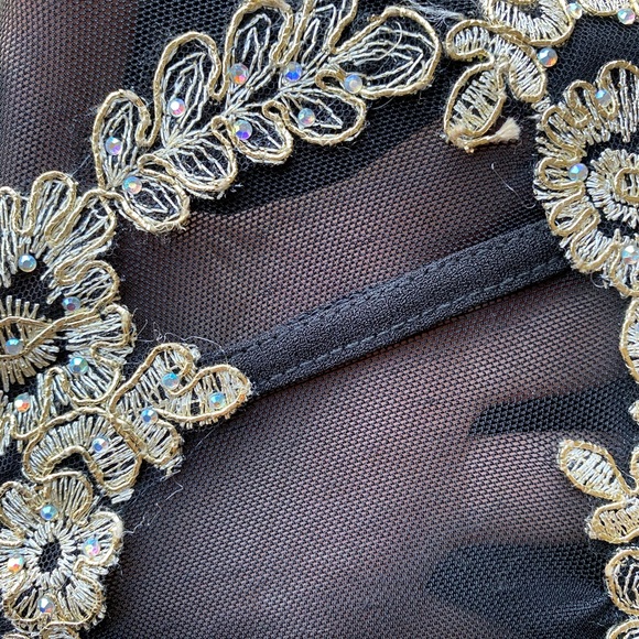 Dress - Picture 5 of 5